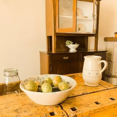 Maison Li Signuri Holiday home *