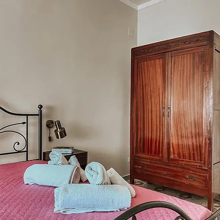 Maison Li Signuri Holiday home *